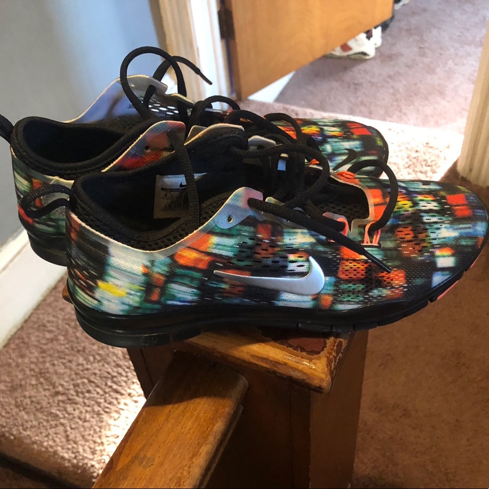 Nike track shoes